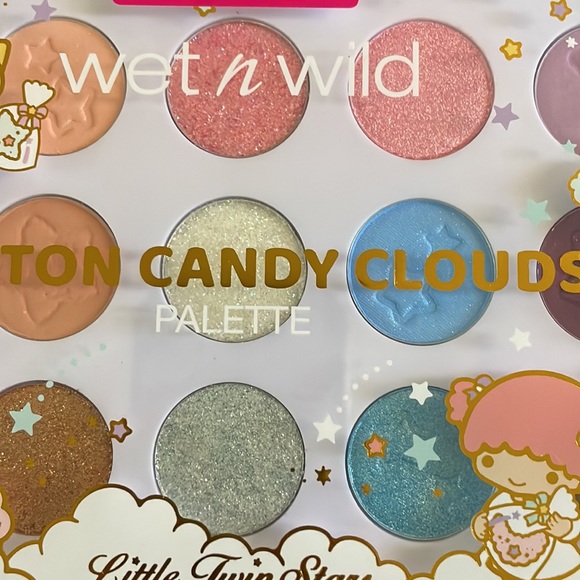 Wet n Wild Little Twin Stars Cotton Candy Clouds Artistry Palette - Picture 3 of 7